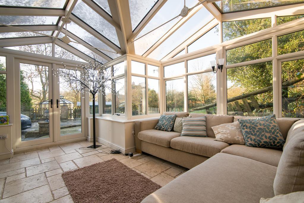 Colourmill Holiday home